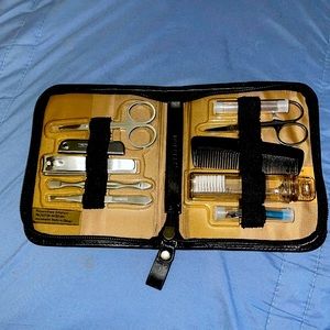 Dockers 10 pc. Mens Grooming Set W/ Leather Travel Case